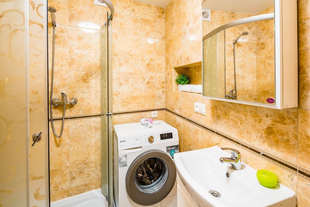 Avangard Anna Apartment 利沃夫 外观 照片